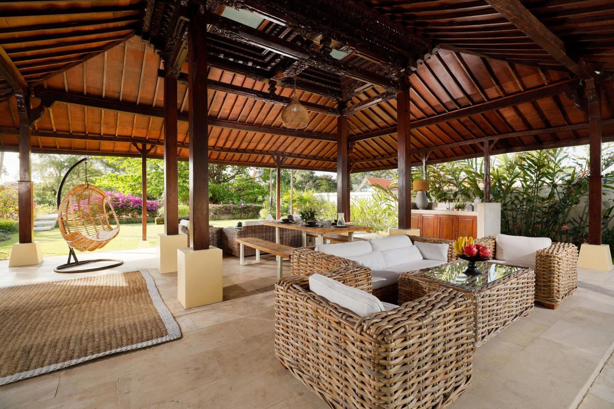 Omegia Canggu By Nakula Exterior photo